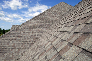 Homes roofed with asphalt shingles in Great Barrington